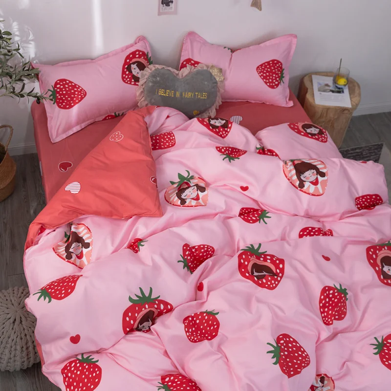 

INS Strawberry Rabbit Girls Bedding Set Floral Duvet Cover Bed Sheet Pillowcases Twin Full Queen King Size Kids Women Home Decor
