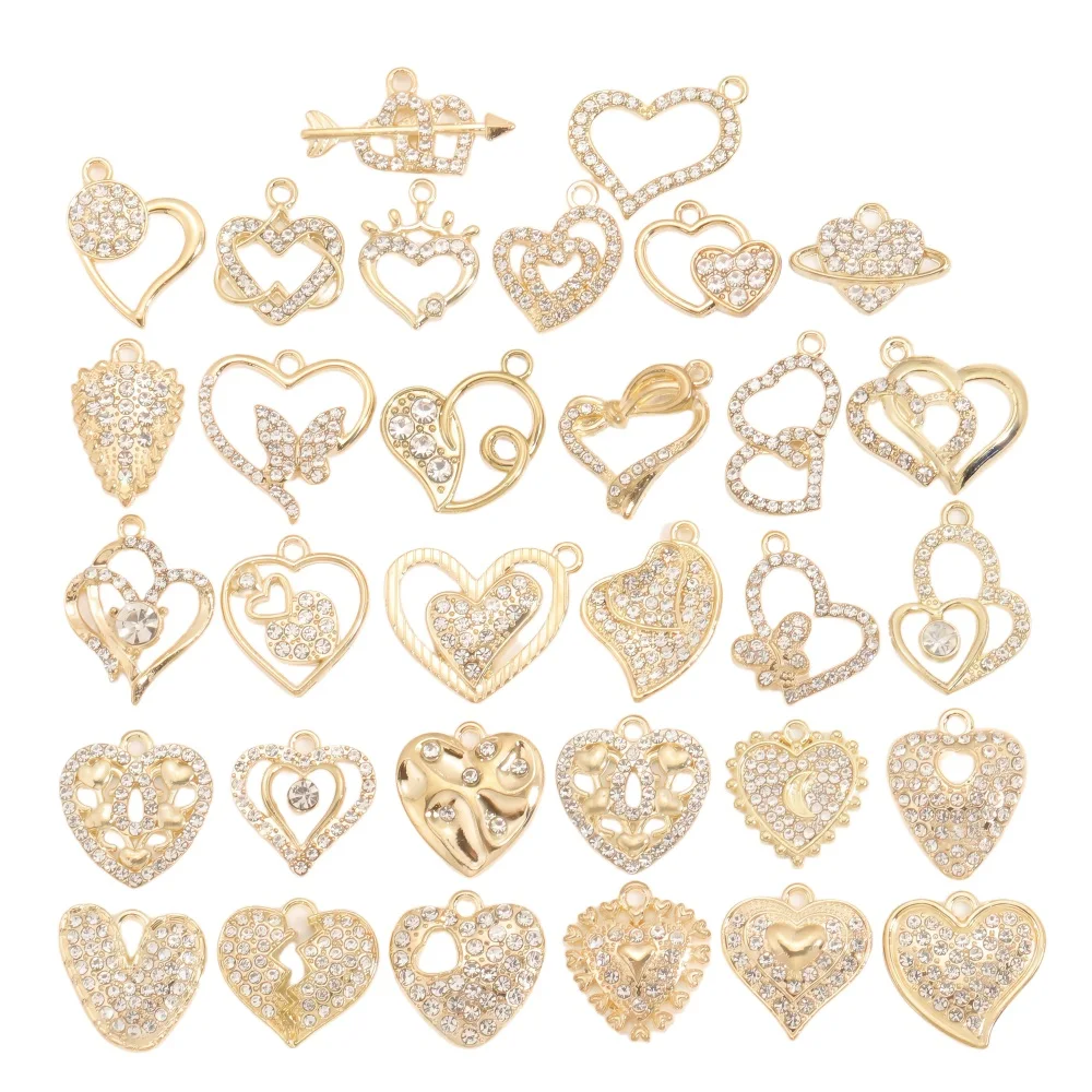 26 Stile, modische, hohle Herz-Zink-Legierung, vergoldete Anhänger für Damen-Halsketten, Party-Schmuck, handgefertigte Bastelbedarf