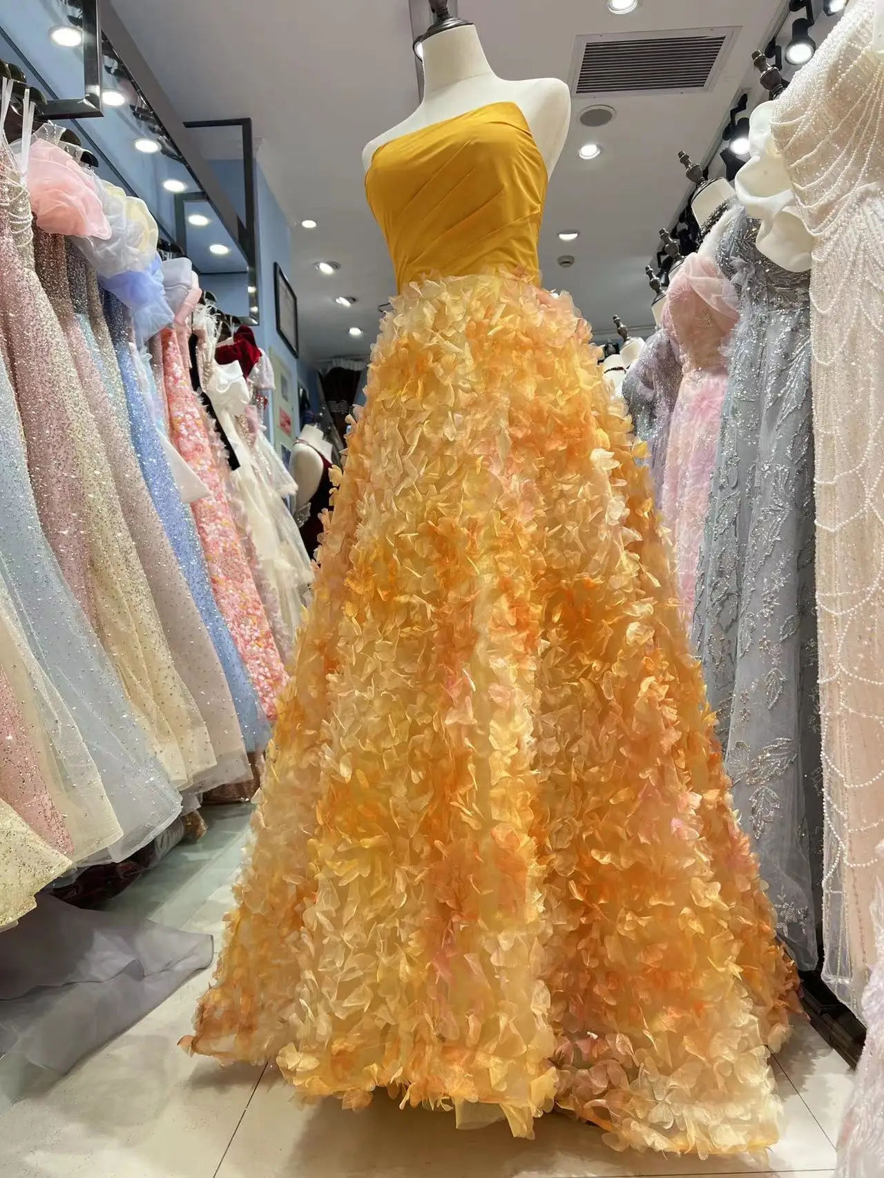 

Женское романтическое вечернее платье SSYFashion, желтое ТРАПЕЦИЕВИДНОЕ платье в пол без рукавов и бретелек, с цветочным принтом, в стиле Звезд