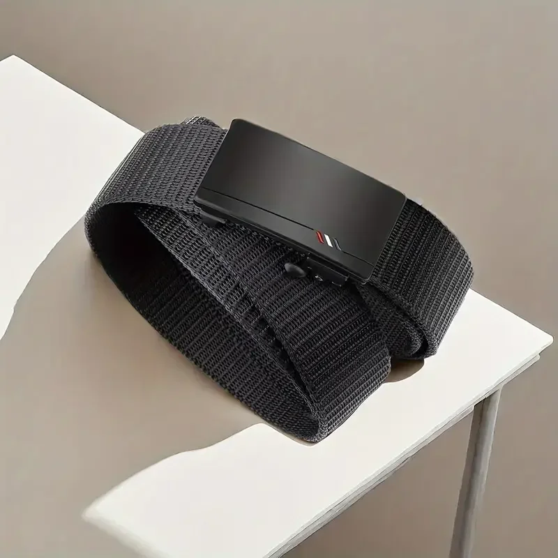Cinturón de hombre con hebilla automática para deporte y ocio negro_voghion.com