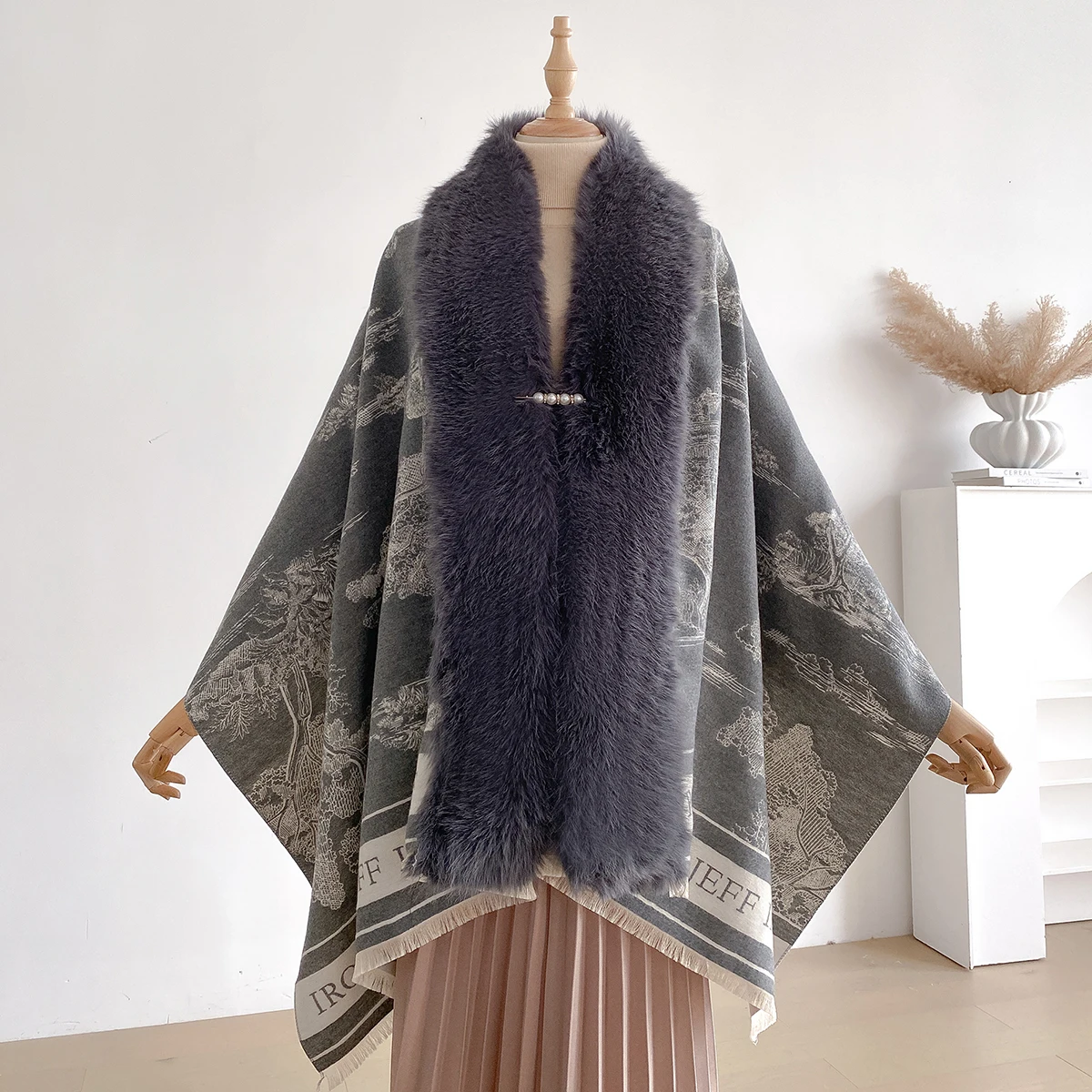 Women Winter Thicken Warm Long Poncho Loose Scraves Sleeves Leopard Capes Black Striped Faux Fur Collar Cloak Scraf