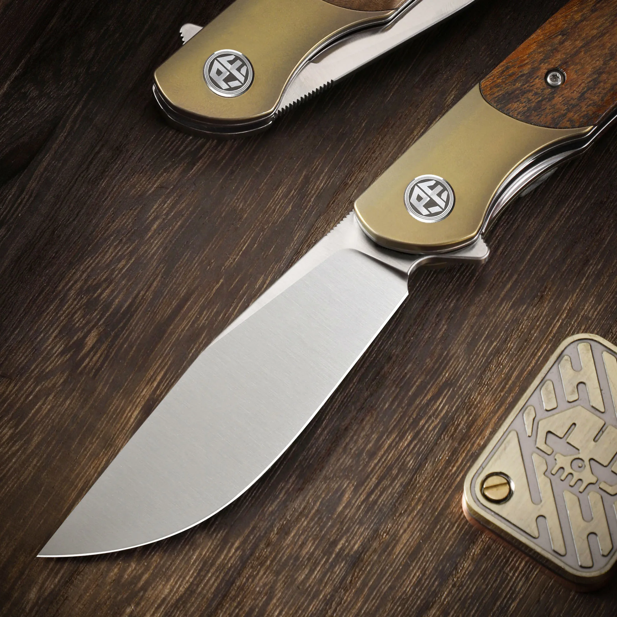 Petrified Fish PFP09 Folding Knife with Wooden Titanium Handle K110 Steel Bearing Knives Tactical Knife for Hunter EDC Hand Tool