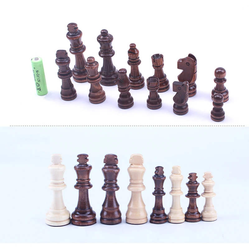 Luxury 4 Queens Wooden Chess Game, 34 Wooden Chess Pieces, Foldable Chessboard, Family Board Game, Set Gift Toy