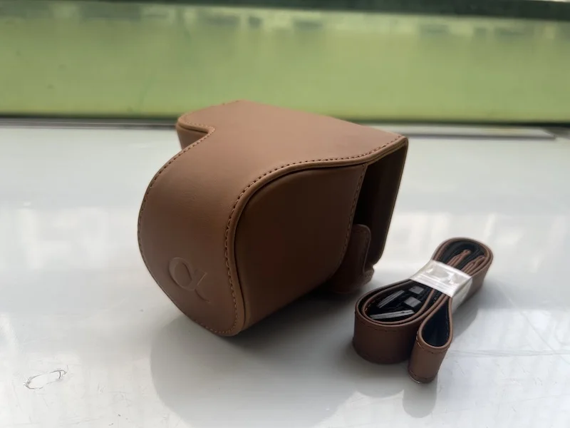 Da PU Camera Nửa Dành Cho Sony A6400 A6300 A6000 A6100 A6700 Base Camera Vỏ Túi 1 4 Vít I.804944082