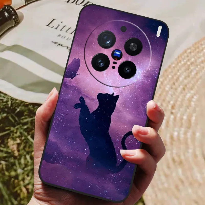Luxury Painted Silicone Back Cover - Protective Shell
