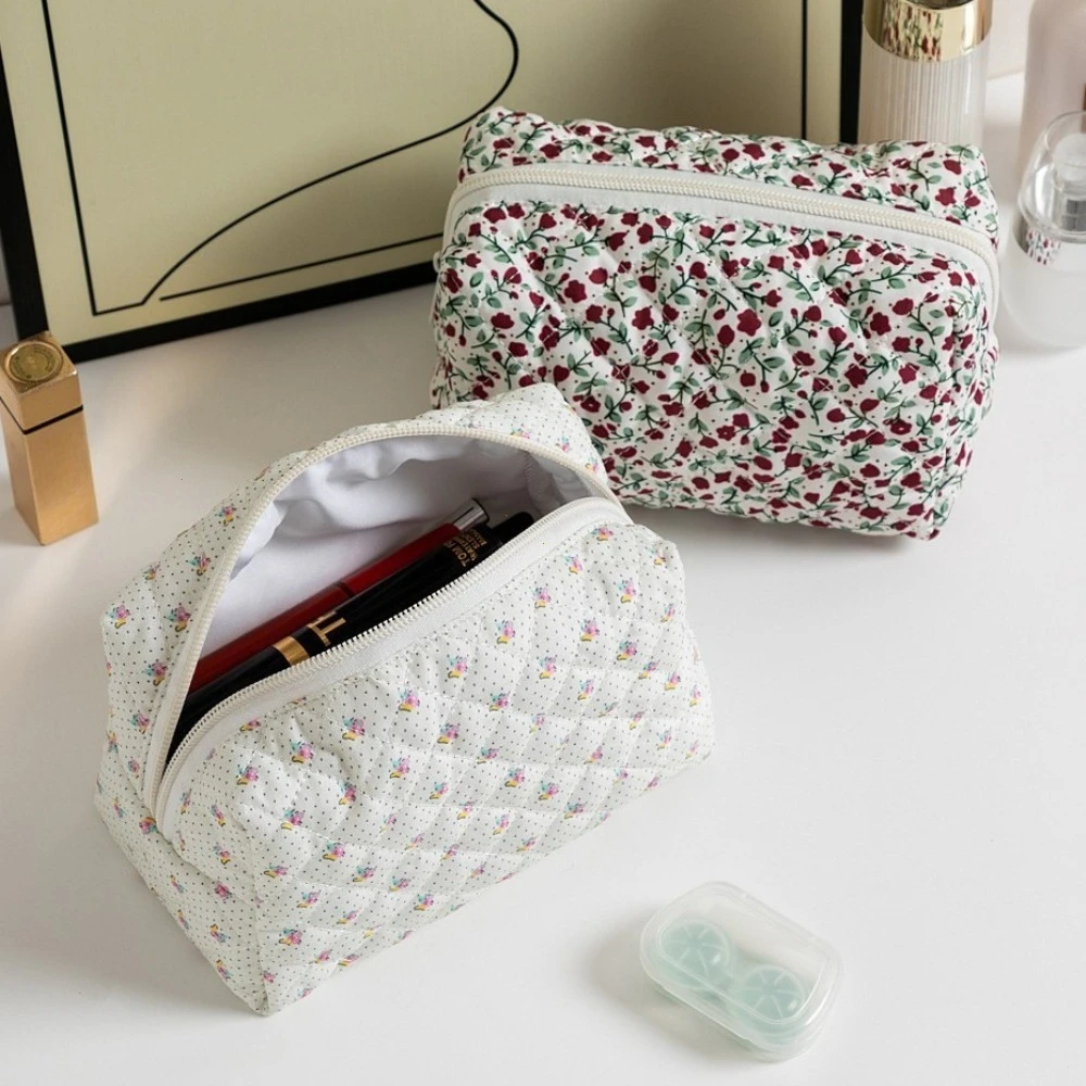 Large Capacity Women's Cosmetic Bags Cases Casual Ladies Small Storage Bag with Zipper Female Travel Clutch Bag Small Handbags