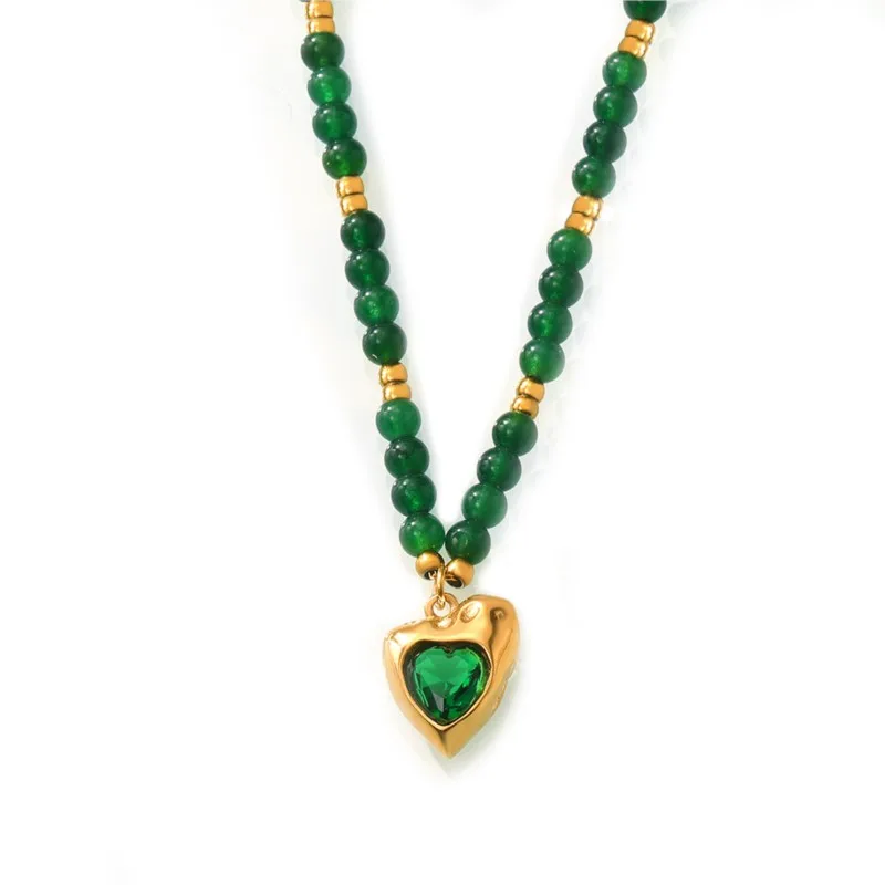 Natürliche Grüne Achat-Perlenkette Halskette für Damen Luxuriöser Zirkon-Herzanhänger Vintage-Halskette Accessoires Edelstahl-Schmuck
