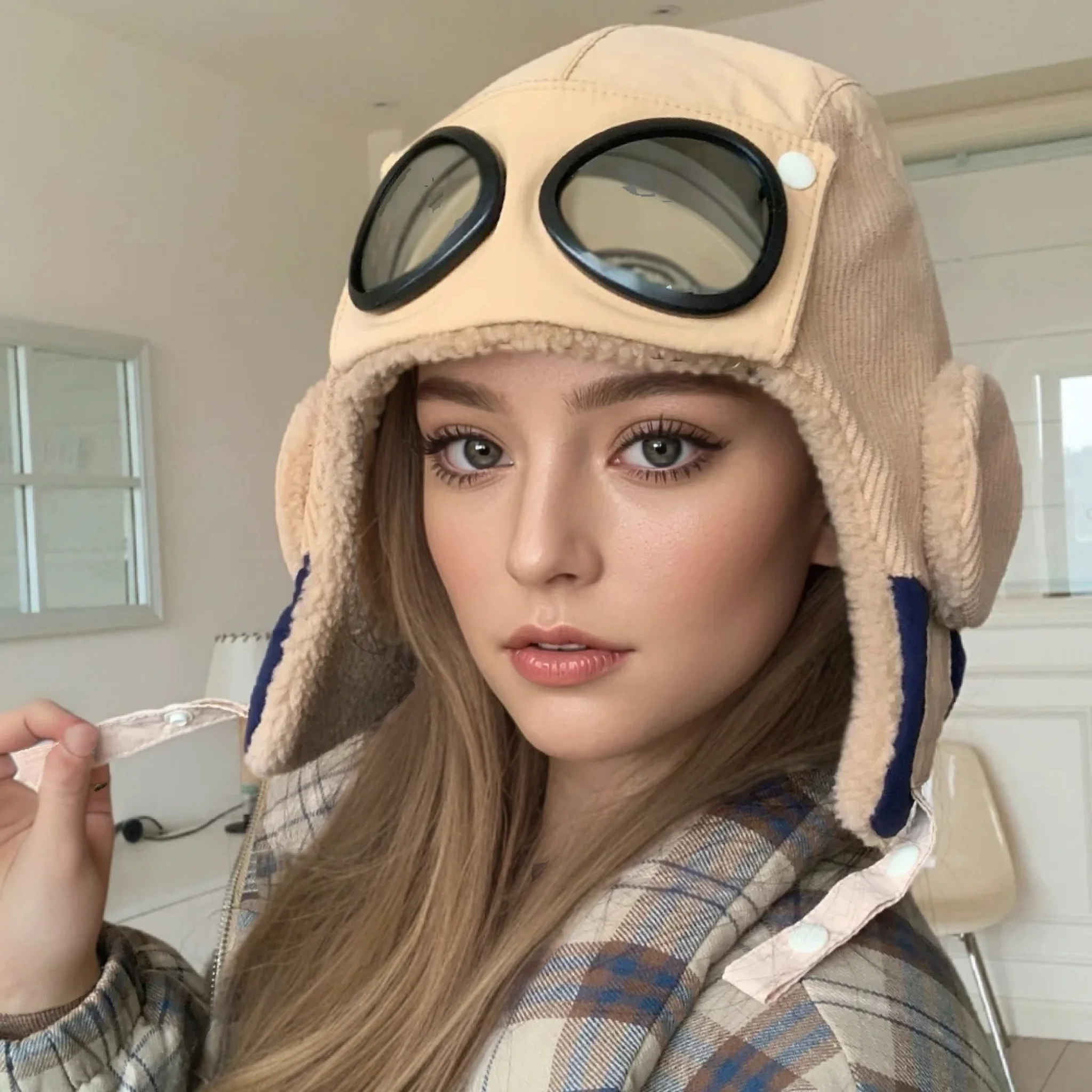 Hot Sale Women Warm Bomber Hats With Goggles Plush Fur Winter Hat With Earflap Winter Dandy Cap