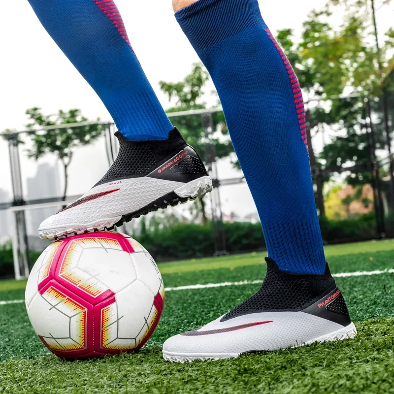 Football Shoes Mens Soccer Comfortable Training Sneakers Neutral Outdoor Breathable Lightweight Football Boots