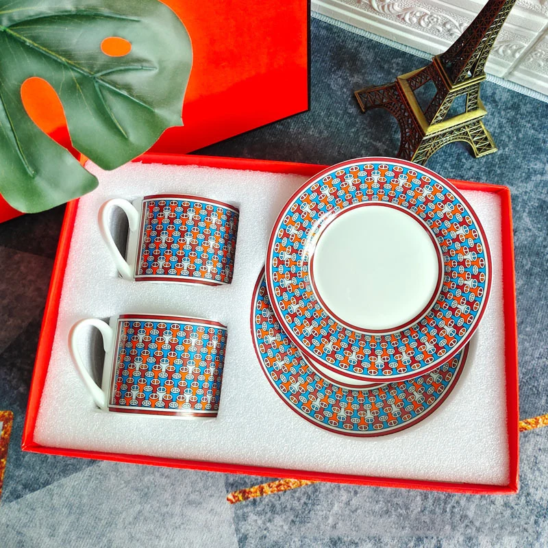 

Luxurious Tea Cup Set of 2 Vintage Art Bone China Ceramic Tea Coffee Mugs and Plates Euro Royal Teacups and Saucers Best Gifts