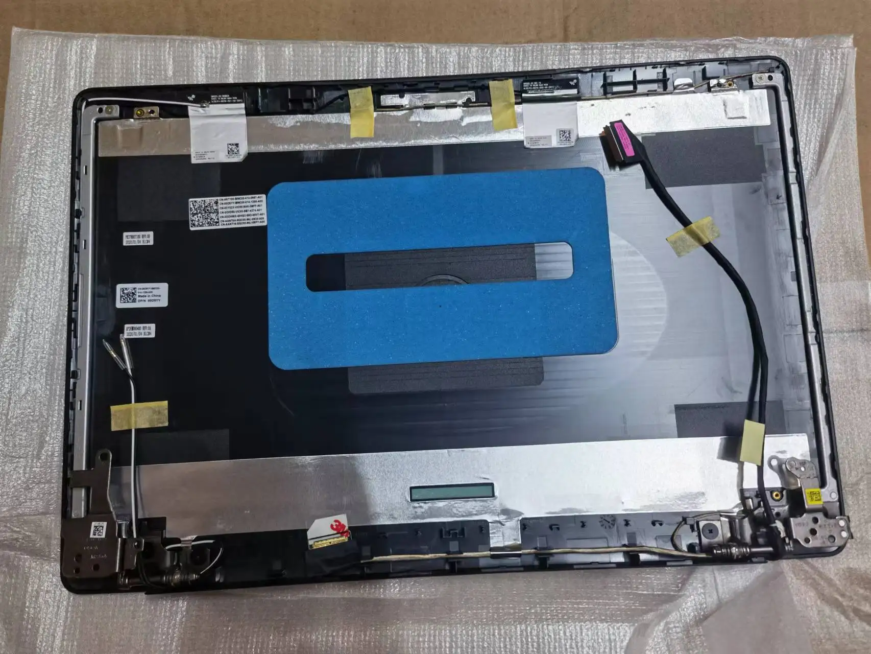 

Для Dell Inspiron 15 3580 3582 3583 3585 задняя крышка ЖК-дисплея 00D9YY 0D9YY с петлей для ЖК-кабеля