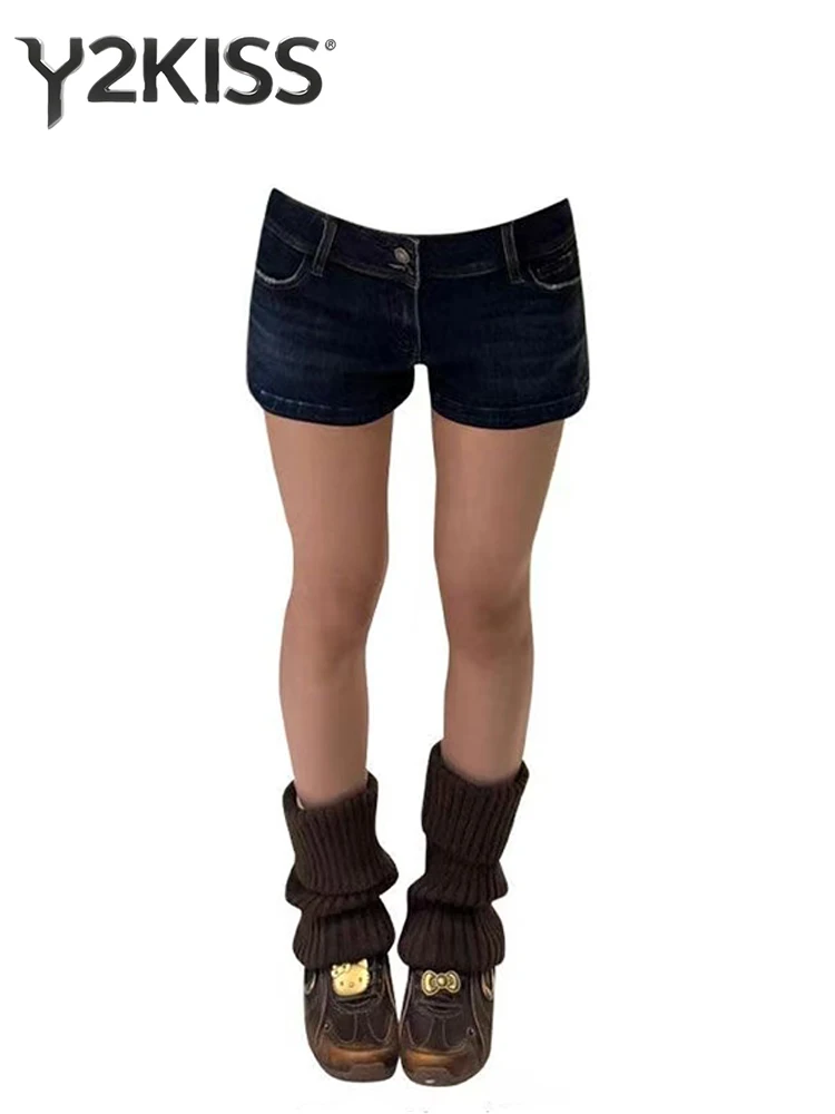 Zynvora Denim Shorts Detail