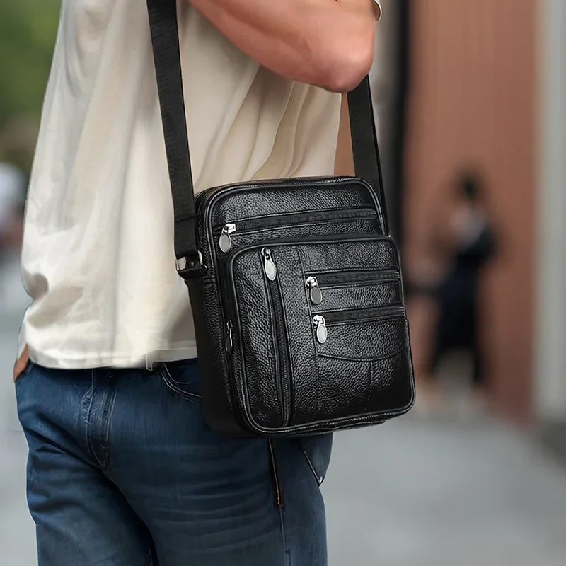 

Vintage Leather Men's Crossbody Bag Large Capacity Single Shoulder Bag