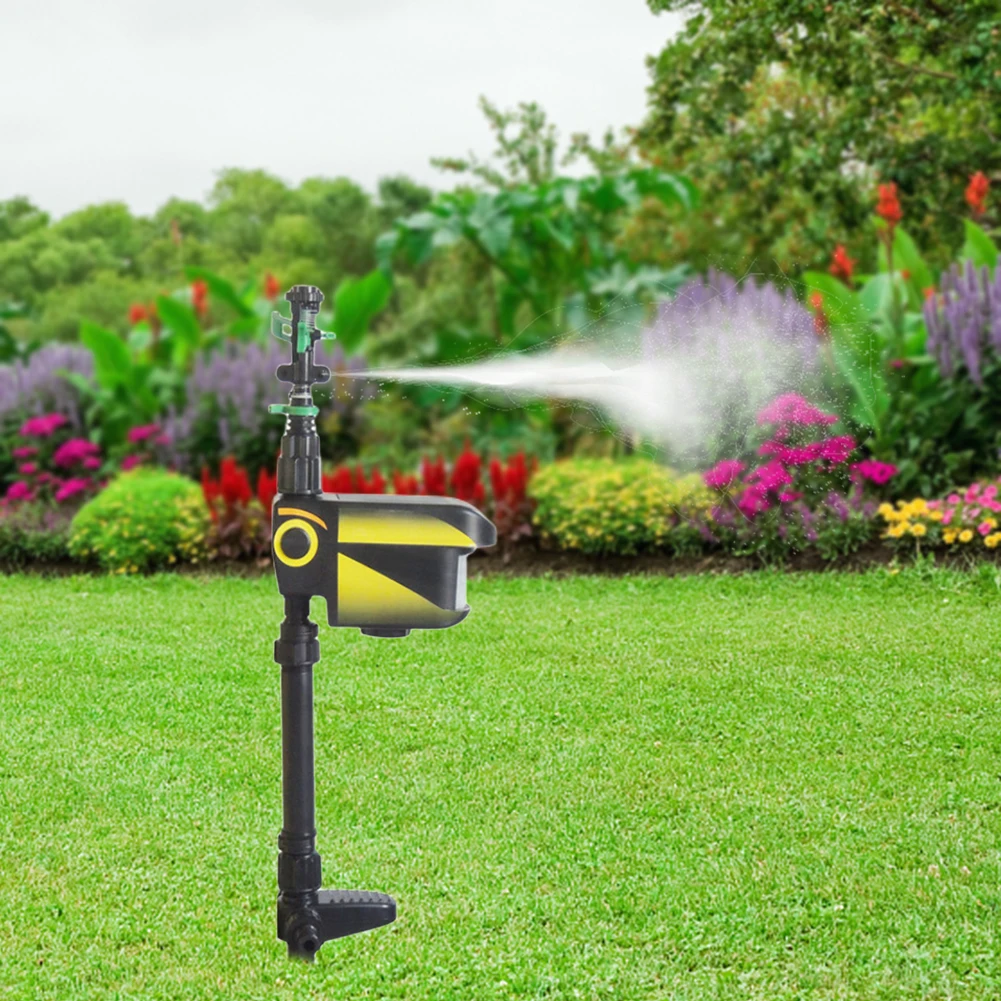 

Solar Animal Repeller Auto Rotating Spray Solar Egret Rabbit Squirrel Repellant Waterproof Animal Repeller Stake for Garden Yard