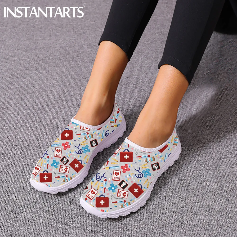 

INSTANTARTS Nurse Healthcare Print Women Flat Shoes Lightweight Slip-on Lazy Shoes Summer Breathable Mesh Sneakers Beach Loafers