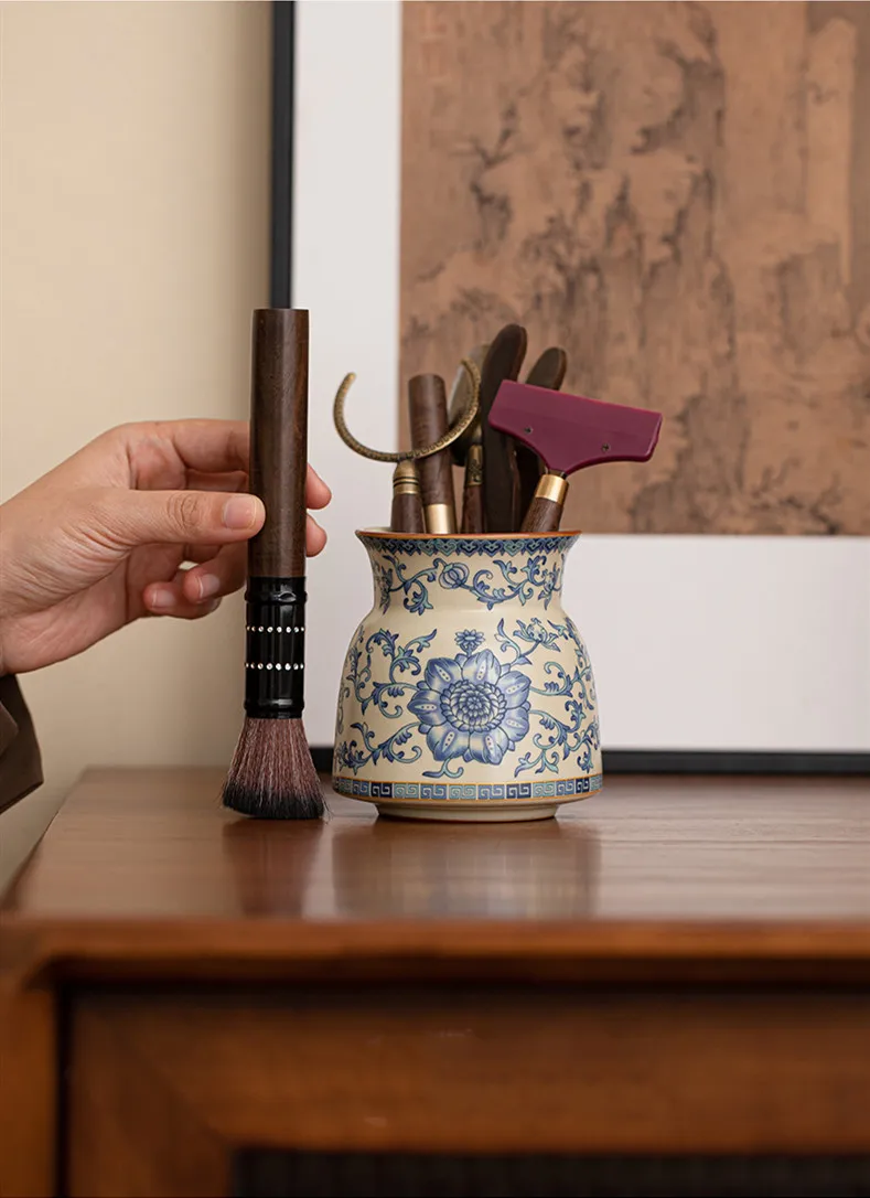 Description Picture 5 of itemChinese Blue and Flower Ru Kiln Ceramics Tea Making Tools Solid Wood Tea Ceremony Six Gentlemen Set Tea Clip Teaware Accessories