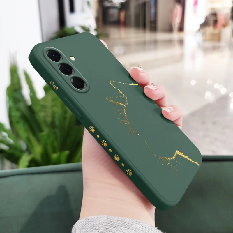 Elegant Black Gold Cat Liquid Silicone Phone Case