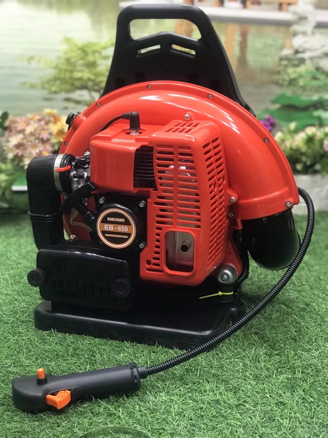 

EB650 Leaf Blower 63.3cc Two-Stroke Gasoline Snow Blower Backpack High-Power Leaf Vacuum Wind Fire Extinguisher Red