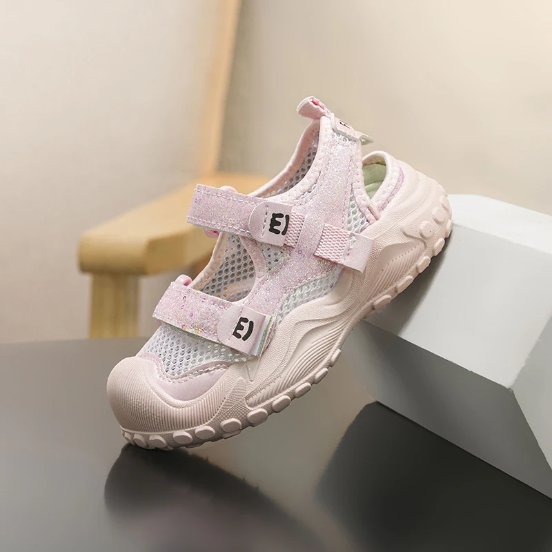 여아용 폐쇄형 발가락 끈이 있는 스포츠 샌들, 보라색 반짝이 통기성 메쉬 신발, 미끄럼 방지 조절 가능한 스트랩 여름 해변 운동화 (아동용)