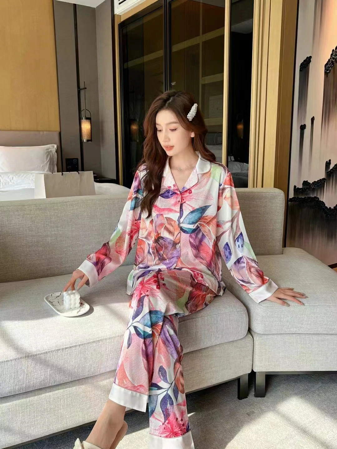 

2023Woman Printed flowers Pajamas nightclothes 100%silk Casual Smooth L XL
