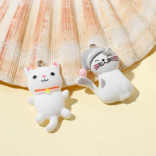 確認用ですNo.1178チャームトップ♪カン付きレジン♪猫♪四季♪