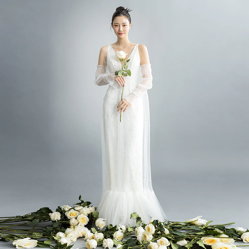 

Fashion V Neck Sheath Wedding Dress With Detachable Long Sleeves Elegant Floor Length Bridal Gown With Pearls G4884