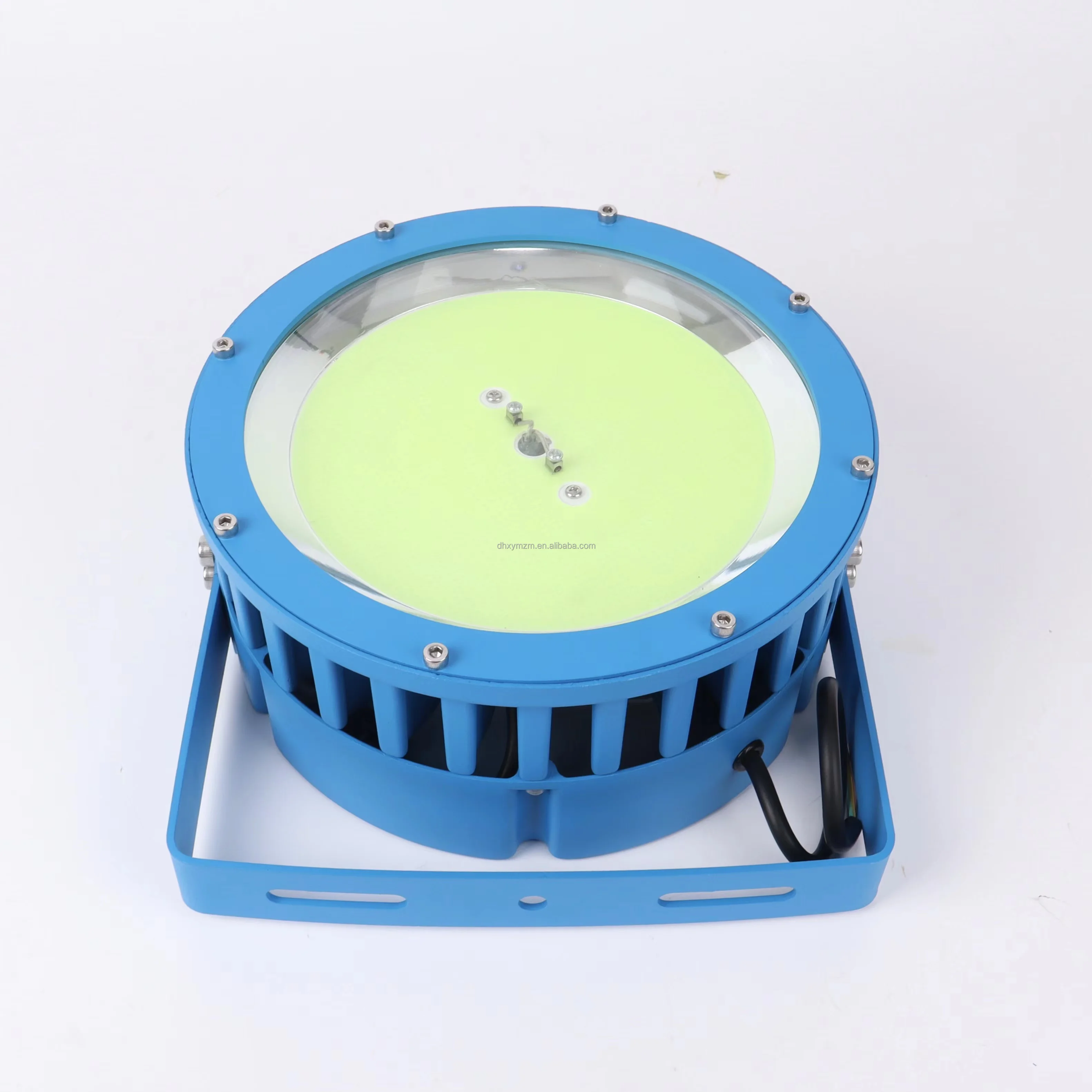 Description Picture 3 of itemled fishing light 800w1000w1200w On Water Fishing Lights Ship Lamp Squid Attracts Lights