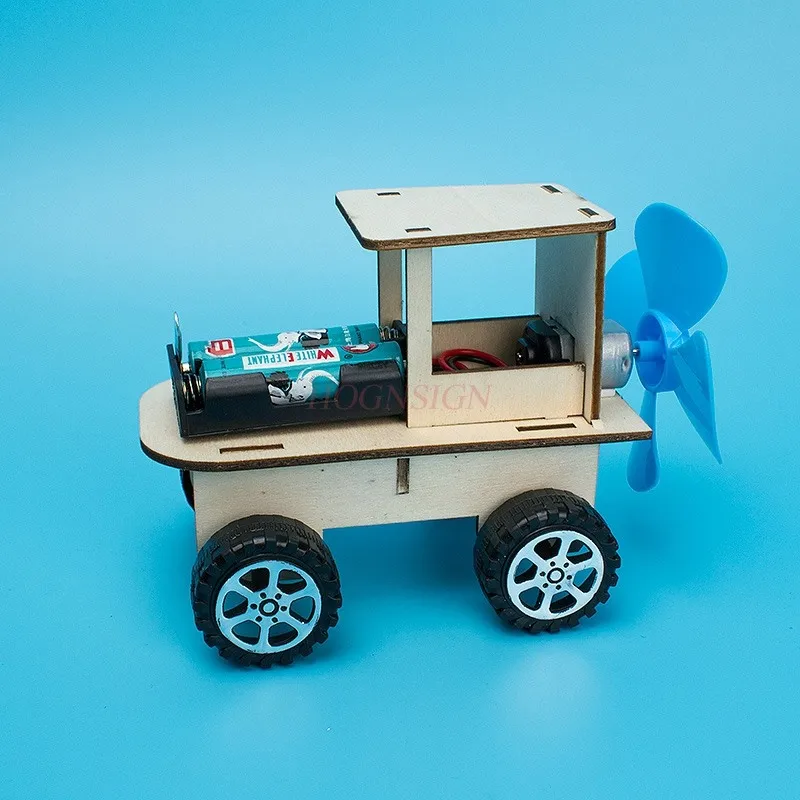 

physical experiment Wooden plug-in DIY air wind car student children's creative invention toy technology small production