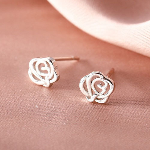 Fashion Women's Minimalist Mini Geometric Studs Earrings Triangle Square Heart Star Zircon Small Earrings Party Jewelry
