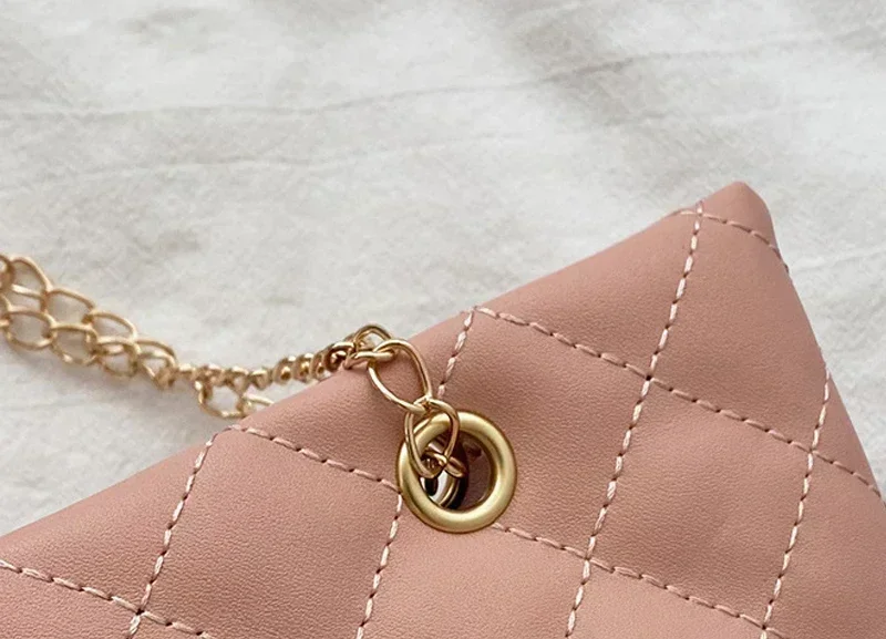 Fashionable Women Tote Bags with Chains and Sequins