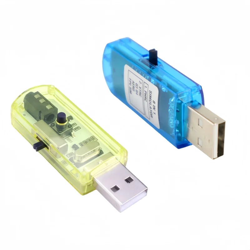 Détail du câble USB du simulateur de vol RC, prêt à être branché sur un ordinateur pour simuler le pilotage.