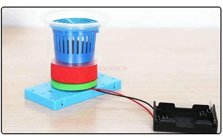 

Children's science experiment centrifugal force DIY drying machine technology small production student handwork invention