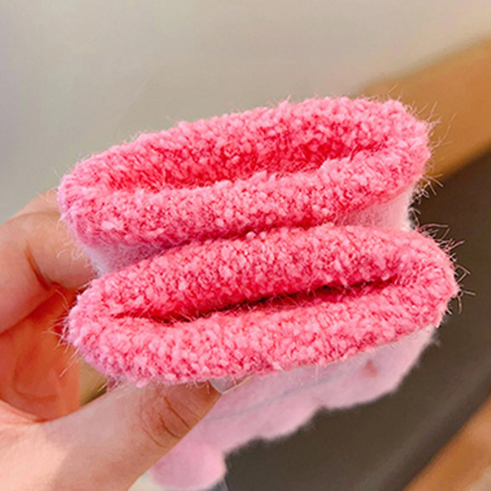 Toddler Baby Girls Winter Gloves Strawberry Soft Knit Gloves Warm Indoor Outdoor Mittens Unisex Infant Thicke Full Rope
