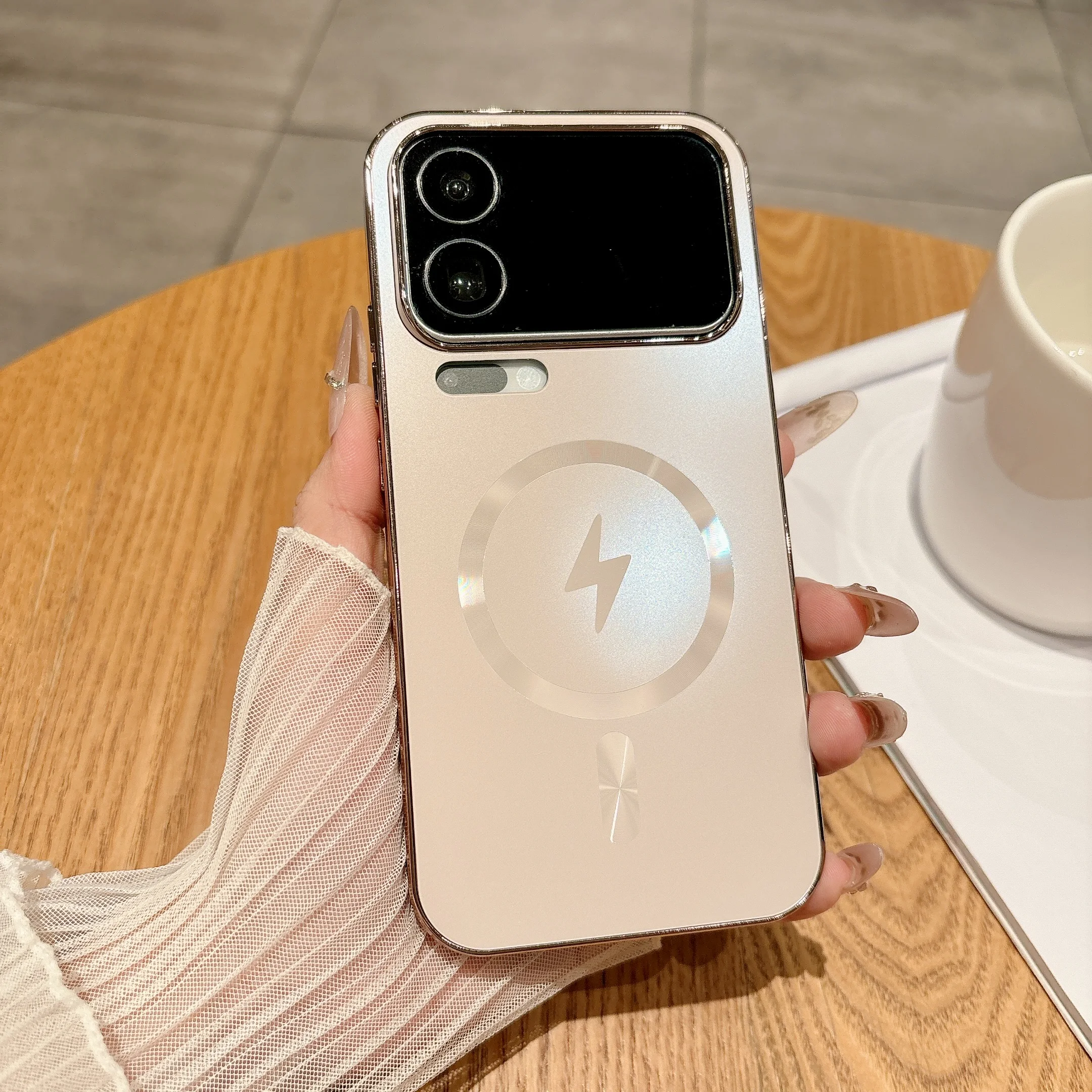 Luxury Plating Matte Magnetic Shockproof Case with Magsafe Compatibility