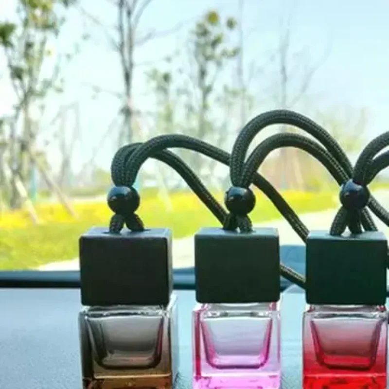 1Pc Schwarz Abdeckung Platz Glas Auto Parfüm Leere Flasche Anhänger Auto Montiert Parfüm Anhänger Duft Öl Diffusor Auto Innen