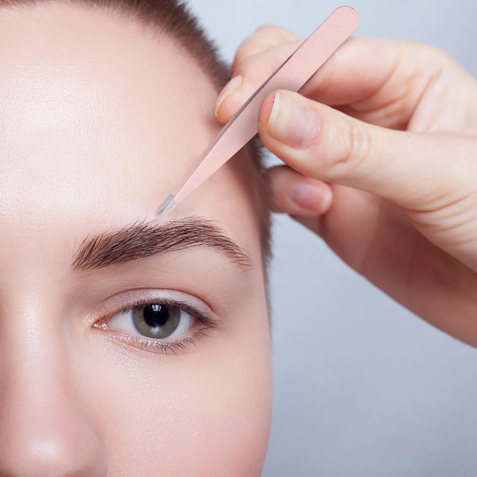 4개의 다채로운 눈썹 클립 세련된 룩을 위한 경량 스테인레스 스틸 눈썹 클리퍼 여행용 메이크업 핀셋