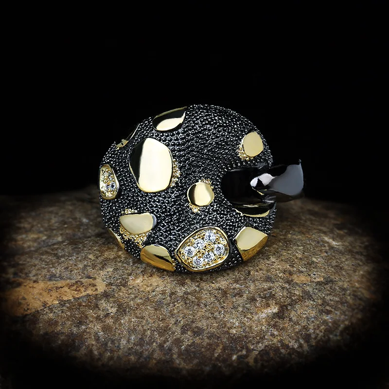 Exaggerated Geometric Hollow Ring Black Gold Two-tone Zircon Ring for Women gold plated rings golden ring gold rings