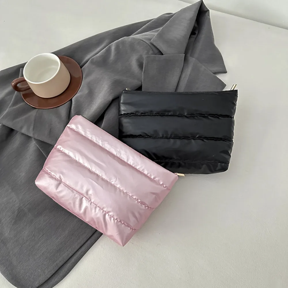 حقيبة يد نسائية من قطعتين، حقيبة كتف مبطنة خفيفة الوزن محشوة بالقطن، حقيبة كروس بودي مبطنة بالريش.