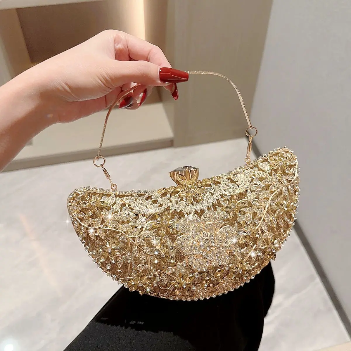 

Luxury Banquet Bag Party Purse Clutch Bag Water Diamond Handheld Sparkling Brilliant Dress Accessories Bag Diagonal Straddle Bag