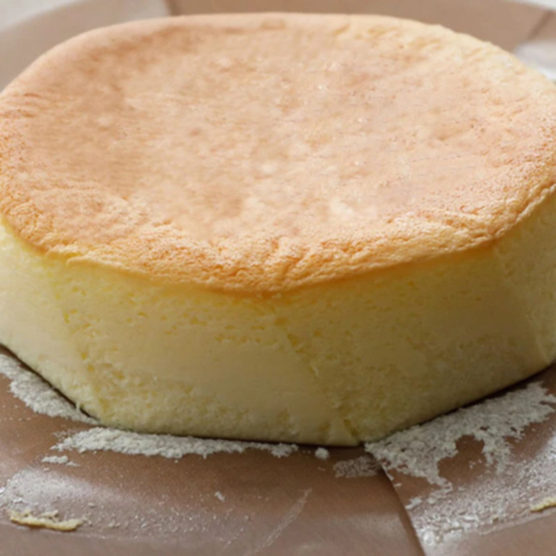 Baking Mat Round Non-stick Heat-resistant Cooking Paper Mat Oven Easy To Clean and Reusable Greaseproof Paper Baking Tool