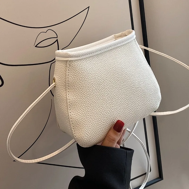 

Beautiful Cute Little Square Bag Ladies Everything Simple Single Shoulder Fashion New Crossbody Niche Bag