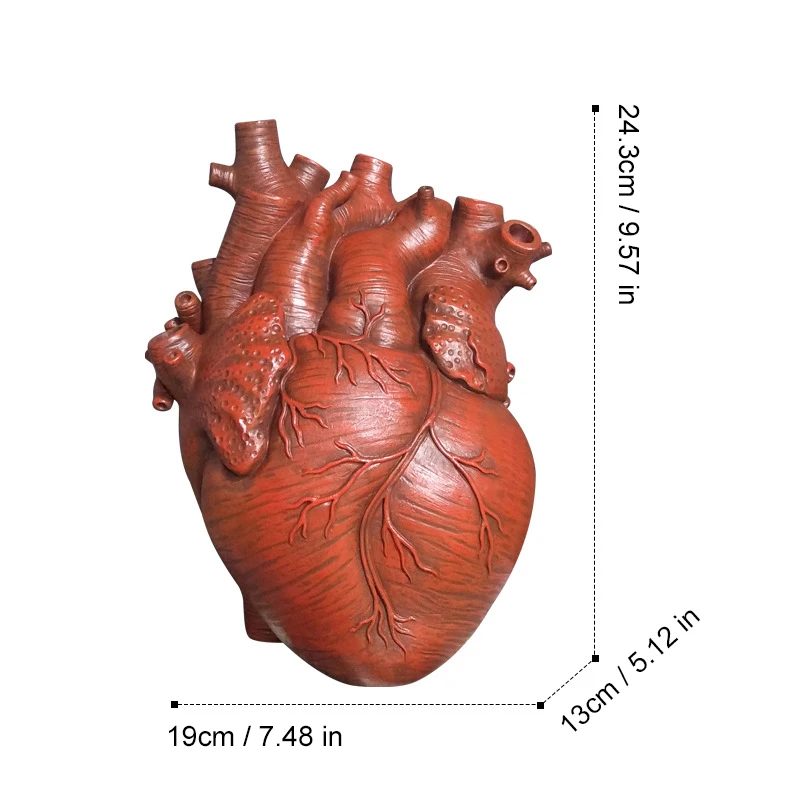 مُحاكاةٌ للقلب، مزهريةٌ راتنجيةٌ تُزيّنُ فنونَ الح...
