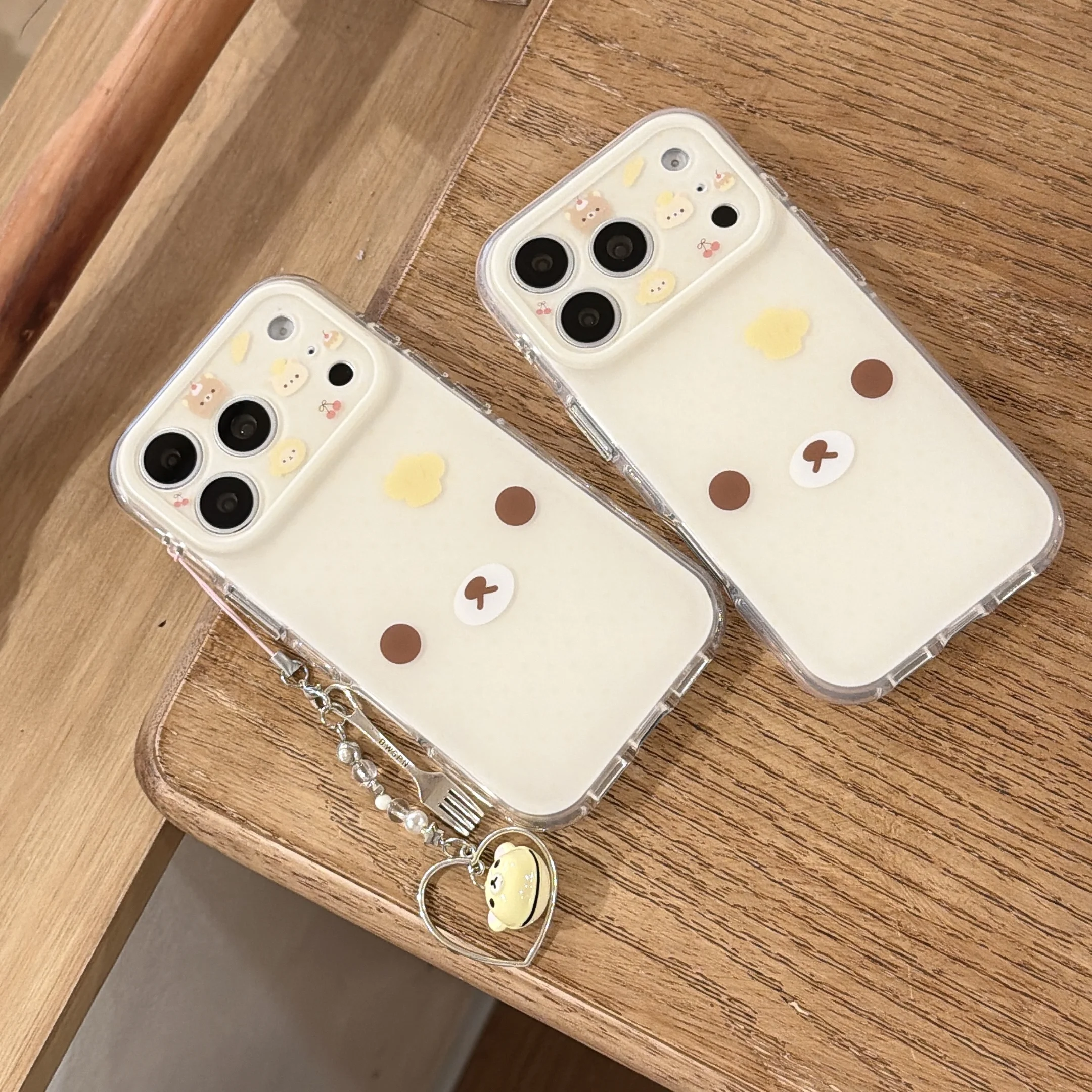 Niedliche Cartoon Rilakkuma Weiß-Brauner Bär Handyhülle für iPhone 17 Pro Max, auch passend für iPhone 15 16 Pro Max – Detail 8
