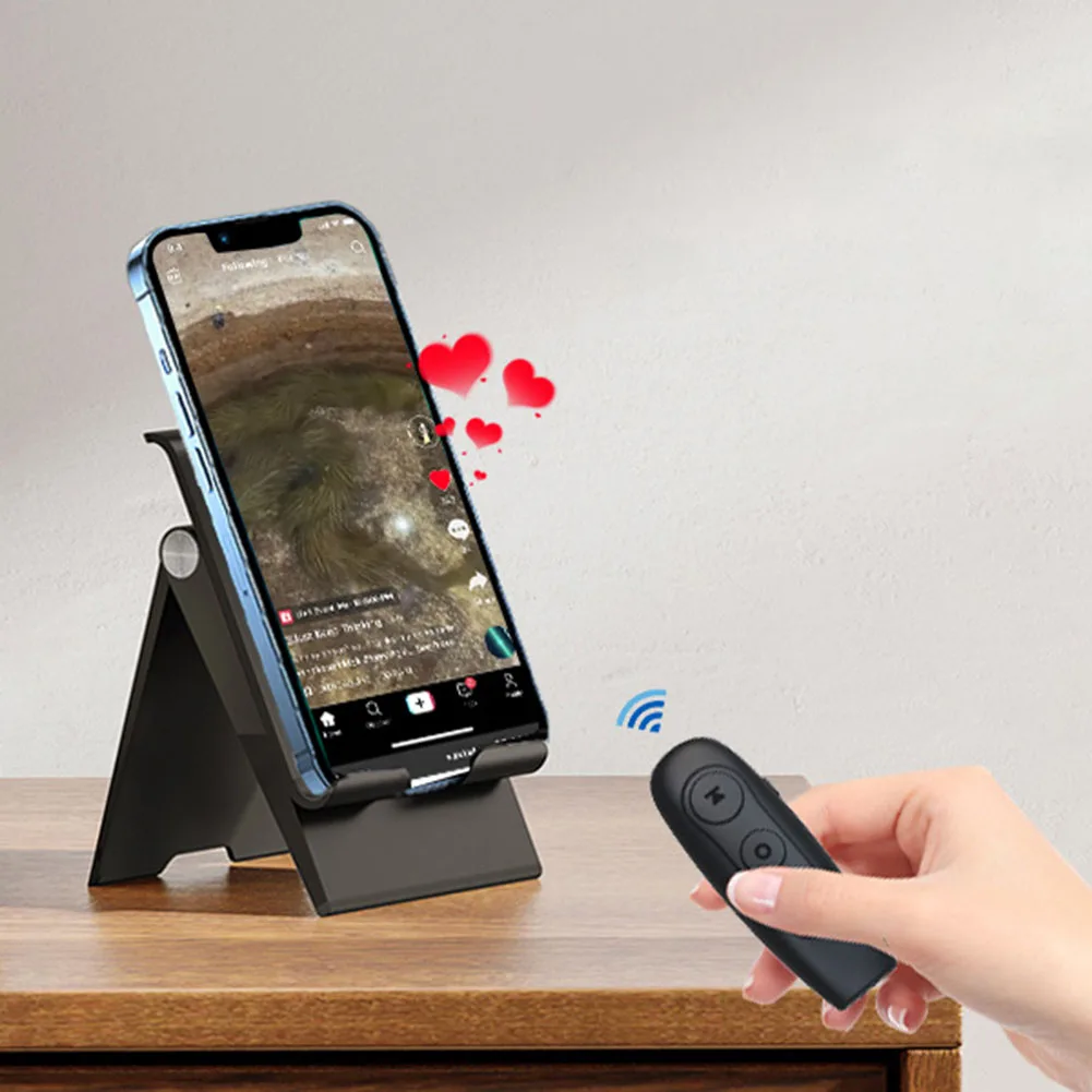 Automatic Page Turner for Kindle EBook Bluetoot Remote Triggers Screen Clicker Device Camera Shutter Video Recording Page Turner