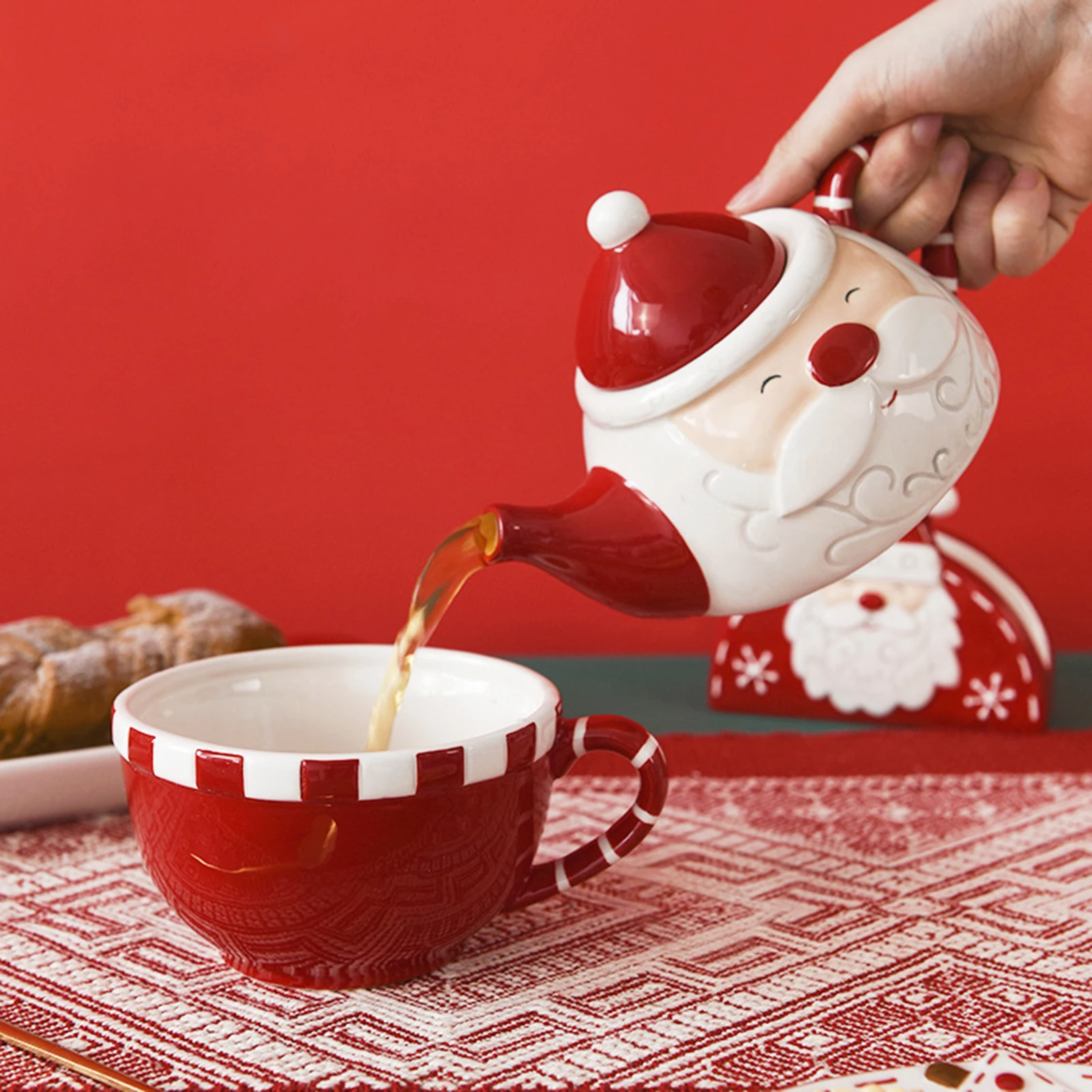 Ceramic Christmas Teapot Set Seasoning Jar Set Salt And Pepper Bottle Kitchenware Kitchen Decorations