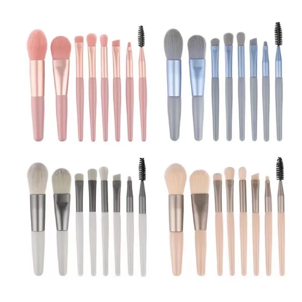 Kit w/8 Makeup Brushes with Transparent Case — view 2