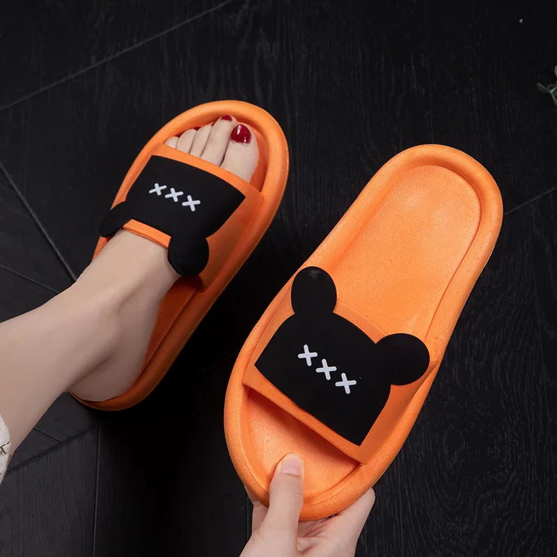 Suvised dušisussid plätud Naiste siseruumides kodu Mute EVA kingad Cloud Slides Paar libisemiskindlad vabaaja sandaalid_voghion.com