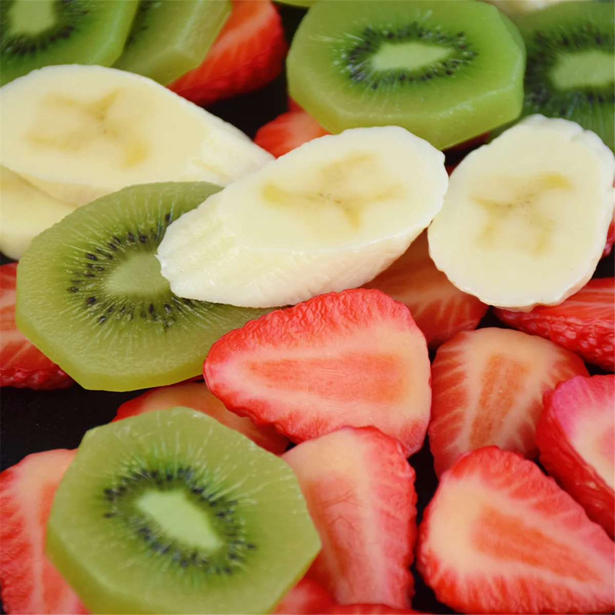 3PCS Simulated Strawberry Slices Banana Slices Kiwi Slices Decorative Props Dessert Decor Props Photography DIY Handmade Process
