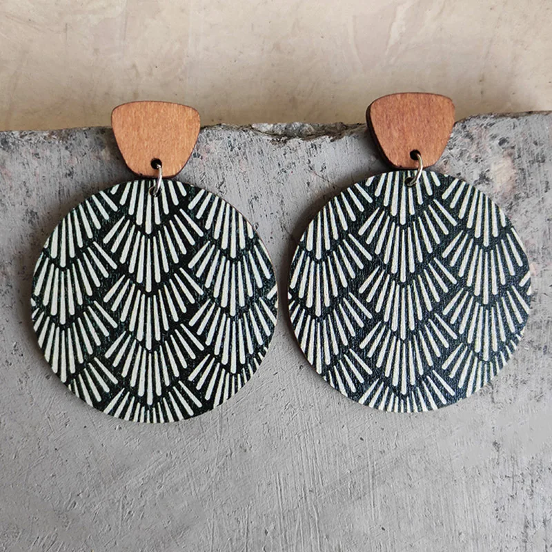 

Decorative Floral Print Wood and Cork Disc Drop Earrings for Women Western Jewelry Vintage Trendy Wooden Cork Earrings Wholesale