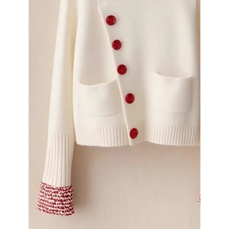 Personalized Color Blocking Spliced Knitted Sweater 2025 New Spring Women's Chic Diagonal Buckle Elegant Cardigan Commuting Coat 5